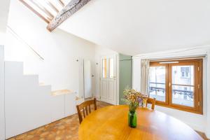 Appartements Proche Chateau Appartement Calme & Familiale : photos des chambres