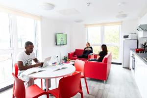 Student Only Contemporary Accommodation at Abbey House in Coventry