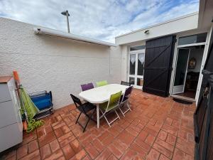 Pavillon cosy 6 pers Patio privé et plage à pied