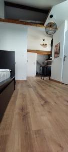 Appartements Alpine Stay Studio mansarde Chorrier Berriat Clinique Mutualiste : photos des chambres