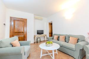 SPLENDIDO APPARTAMENTO SAN TEODORO La Suaredda img21