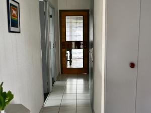 Maisons de vacances Gite Charmant avec Terrasse Privee et Parking a Zellenberg - FR-1-744-44 : photos des chambres