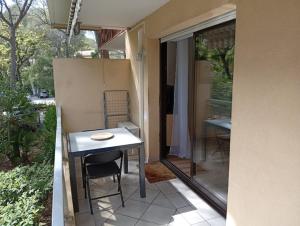 Appart à deux pas de la plage Boulouris St Raphael