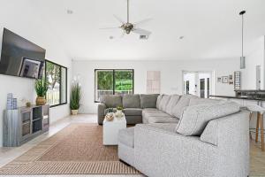 Stunning Modern Oasis Pool, Fire Pit Near DT