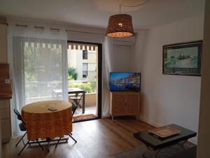 Appart à deux pas de la plage Boulouris St Raphael