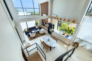 New build Villa Golden Pearl in Pererenan, Bali - Volcano view & pool