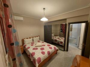 VS Luxury Apartment - Athens Airport