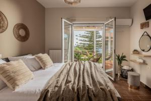 Two-Bedroom Townhouse room in Alavastros Maisonettes Near 3 sandy beaches