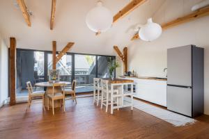 Riverside flat with a beautiful view over Rīga