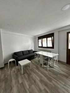 Apartamentos El Calleral