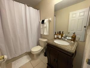Spacious Family Fun Near Disney, Water Slide, Pool