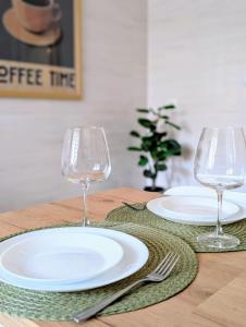 Eko Home - nowy apartament w centrum z prywatnym zadaszonym parkingiem