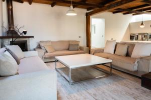 Can Calyssa Luxury Villa Near City Center