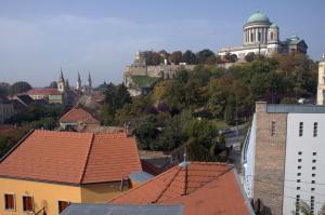Alabárdos Panzió és Apartmanház