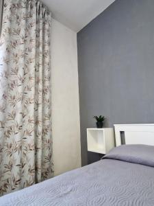 Cozy Central Apartment with Patio