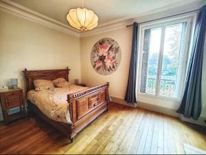 Appartements large 5-bedroom 2 floor apartment 200 m2 : photos des chambres
