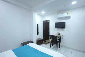 HOTEL SEASON Near Ahmedabad Airport