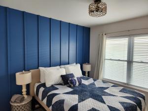 The Bay House- New Kitchen & Updates! An AC Vibe!!