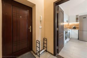 Welcome to the Pop House