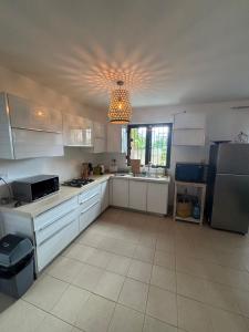 Maison avec piscine et rooftop à la Preneuse - 5min de la plage