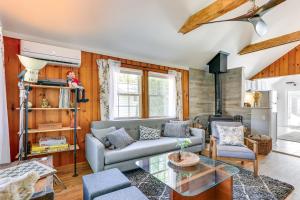 All-Season Vernon Township Lake House Retreat!