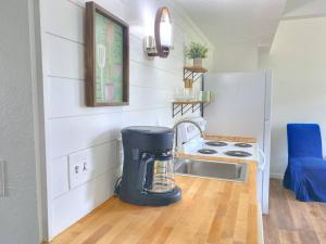 Gorgeous with Golf View, Branson StripLake Marina