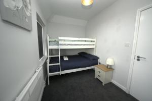 Telford - Apartment - Sleeps 5 - Flat 4