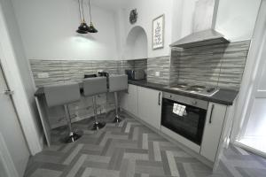 Telford - Apartment - Sleeps 5 - Flat 4