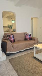 LIONS HOUSE PYTHAGORIO