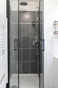 Appartements Apartment with balcony at the gates of Paris : photos des chambres