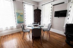 Sailfish Suite on Duval