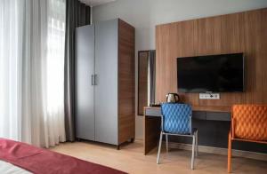 House with balcony in Galata 2