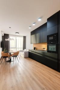 Petrovdom Apartments 6-107 in RC Yaroslaviv Grad, Bulvarno-Kudriavska 17b