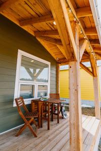 Baldy- Modern tiny home in historic Nordegg