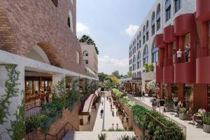 Architect-Designed Studio Retreat in Surry Hills