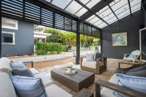 Spacious Oceanview Escape with Pool and Cabana