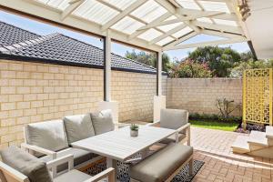 Bayswater Retreat, 3 Bed house.