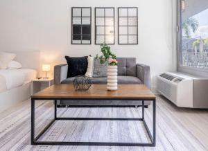 Modern New APT in perfect Location only 10min to Disney