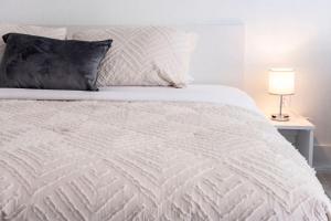 Modern New APT in perfect Location only 10min to Disney