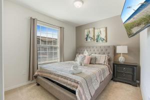 Luxury 5BDR House woth pool - 8863