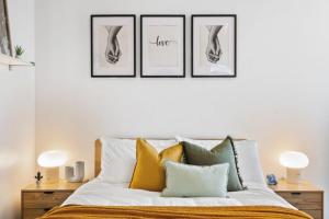 Sunny Richmond Escape 2BR and Large Balcony