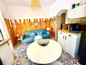 "T2 Ludria" au cœur de Solenzara petite vue mer