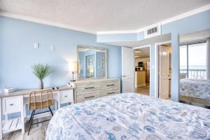 Oceanfront Waterpointe 1 Unit 805 3 bedroom 2 bath Balcony Pools