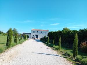 villa 4 étoiles avec piscine et pool house