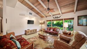Holua Road charming 2 bedrm 2 bath near Keauhou