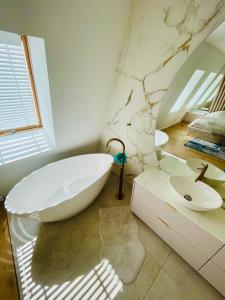 Unique House for Football Fans-Wroclaw Final- near Stadium