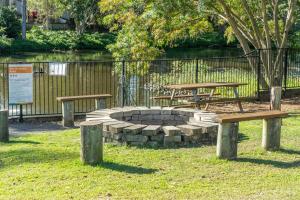 Landsborough Holiday Park