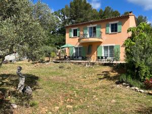 Maisons d'hotes Le Mas des Oliviers appartement 2 pieces tous conforts : photos des chambres