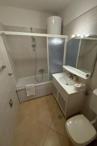Apartments with a parking space Trogir - 24226