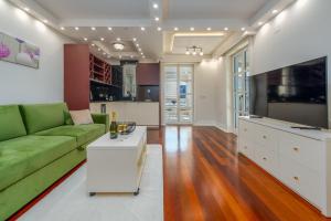 Apartments with swimming pool Novalja, Pag - 24151